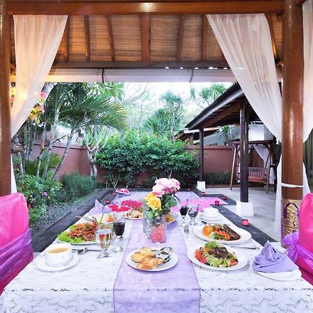 One Bedroom Private Villa Kuta Seminyak Esterno foto