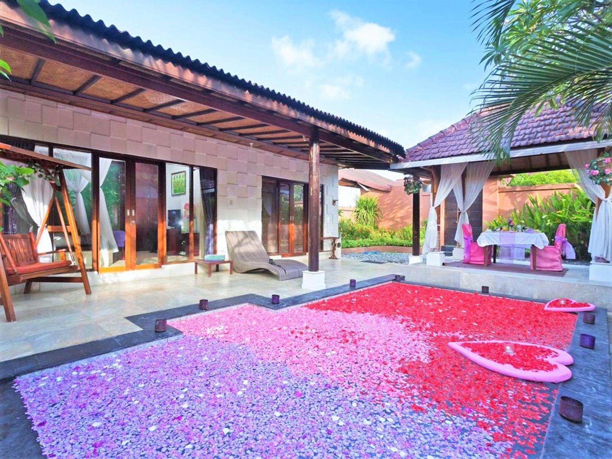 One Bedroom Private Villa Kuta Seminyak Esterno foto