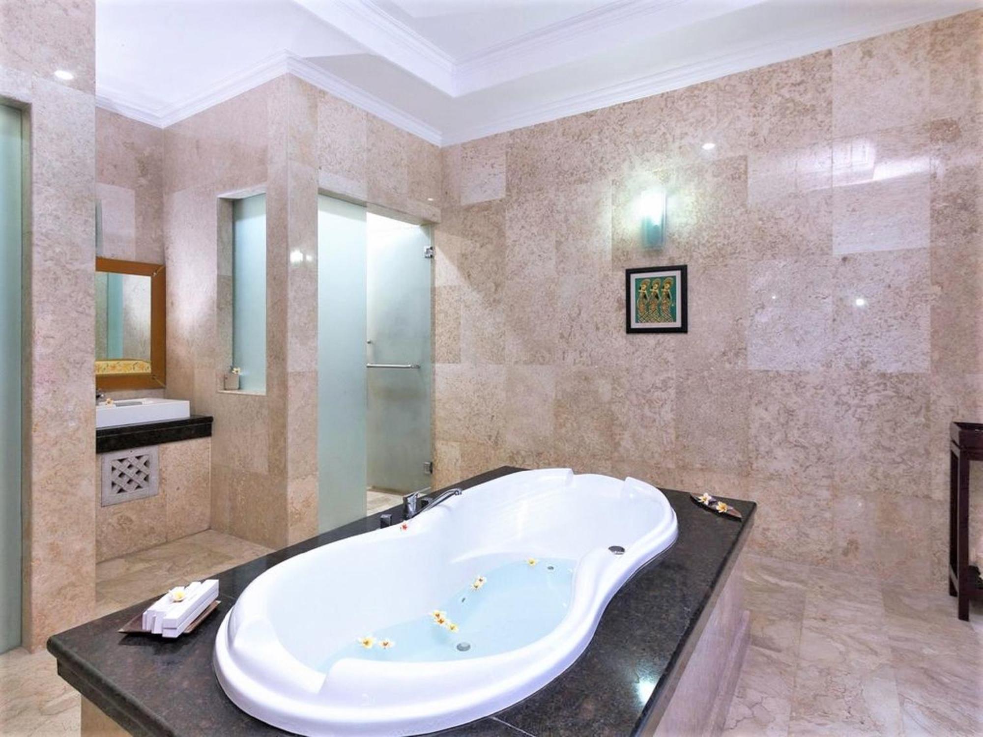 One Bedroom Private Villa Kuta Seminyak Esterno foto