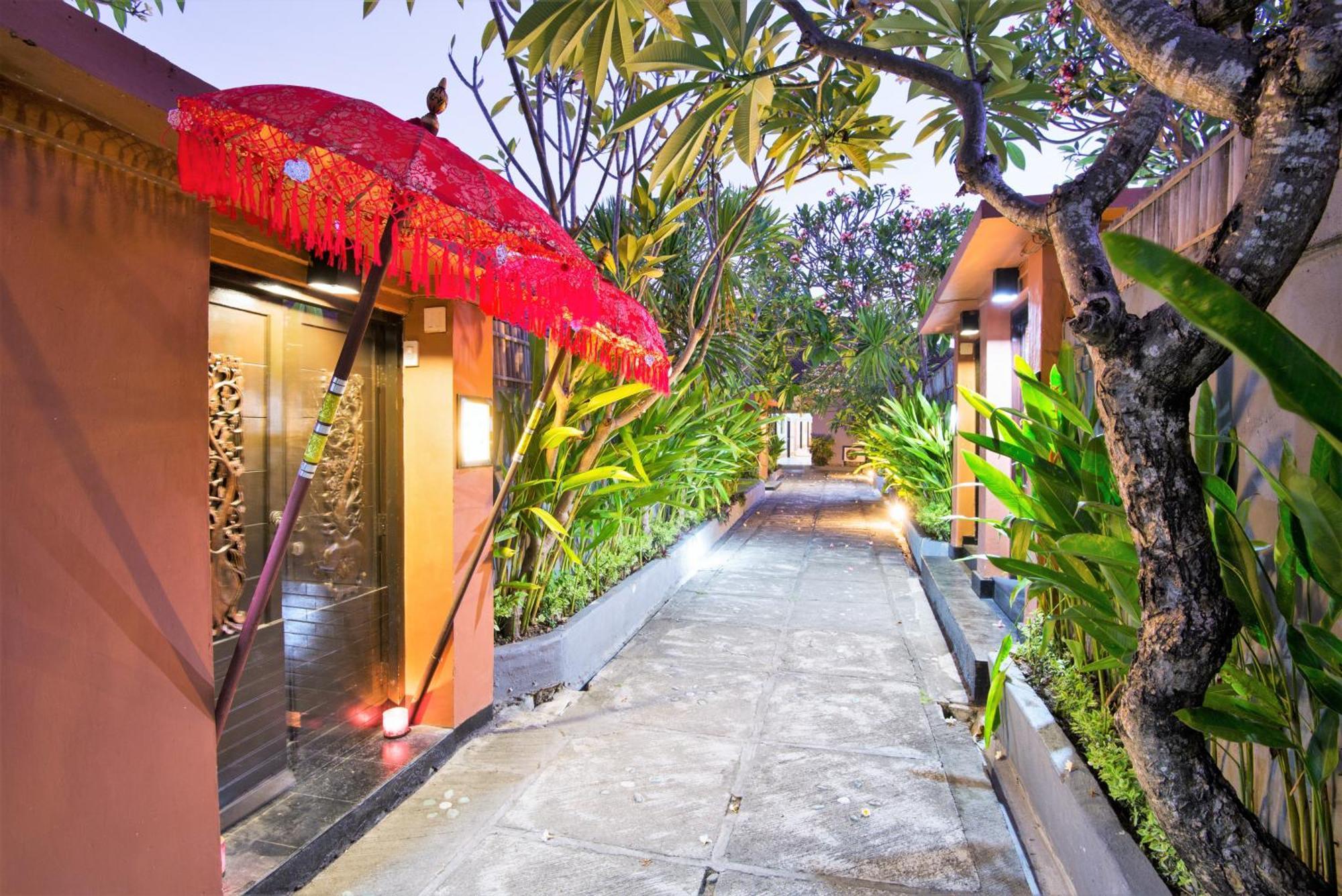 One Bedroom Private Villa Kuta Seminyak Esterno foto